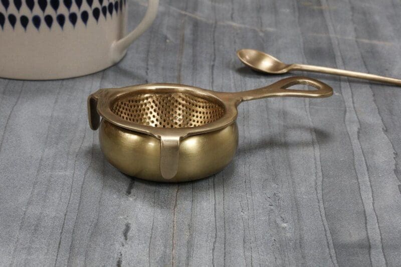 nkuku antique brass tea strainer 5055672466383 14973936140397