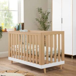 Tutti Bambini Hygge Mini Cot Bed - White/Light Oak