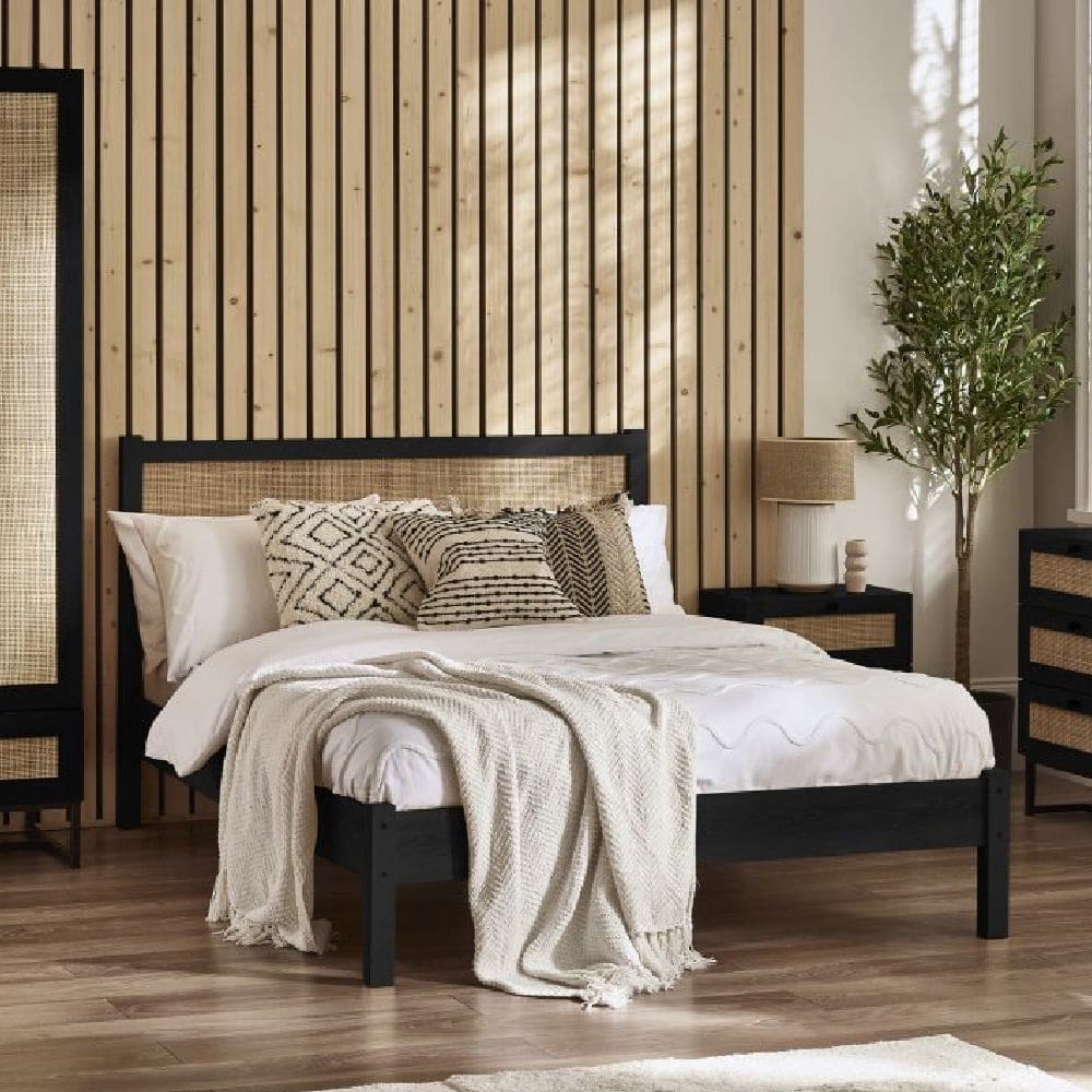 Rattan Bed